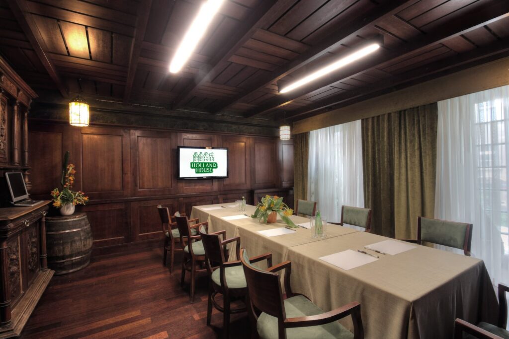 Sala <span style="color: var(--gold);">Zielona</span> 2